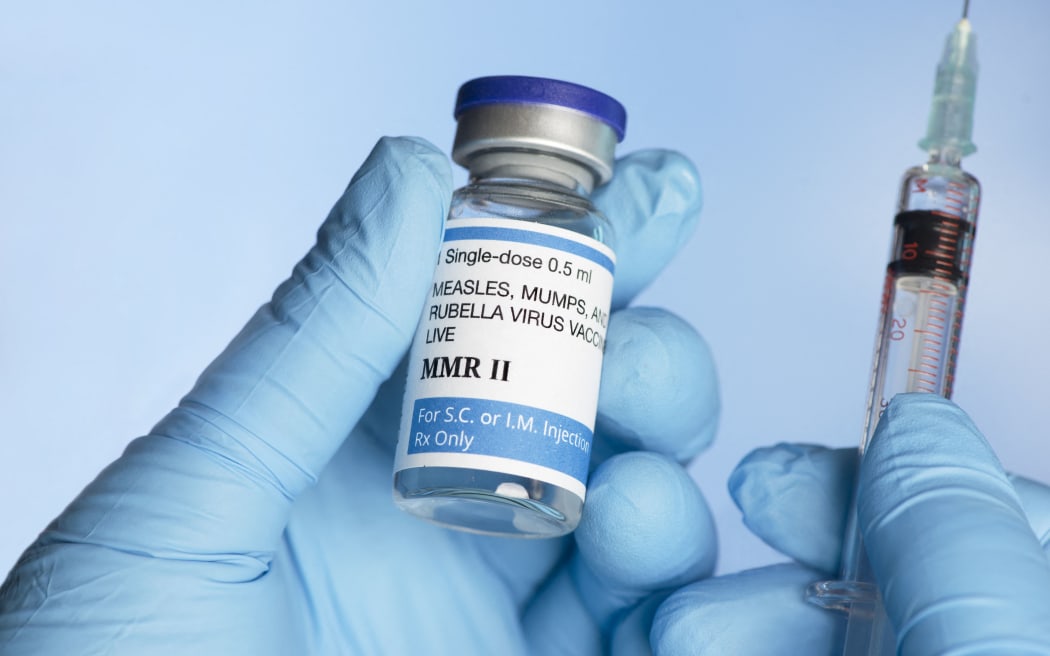 MMR vaccination image