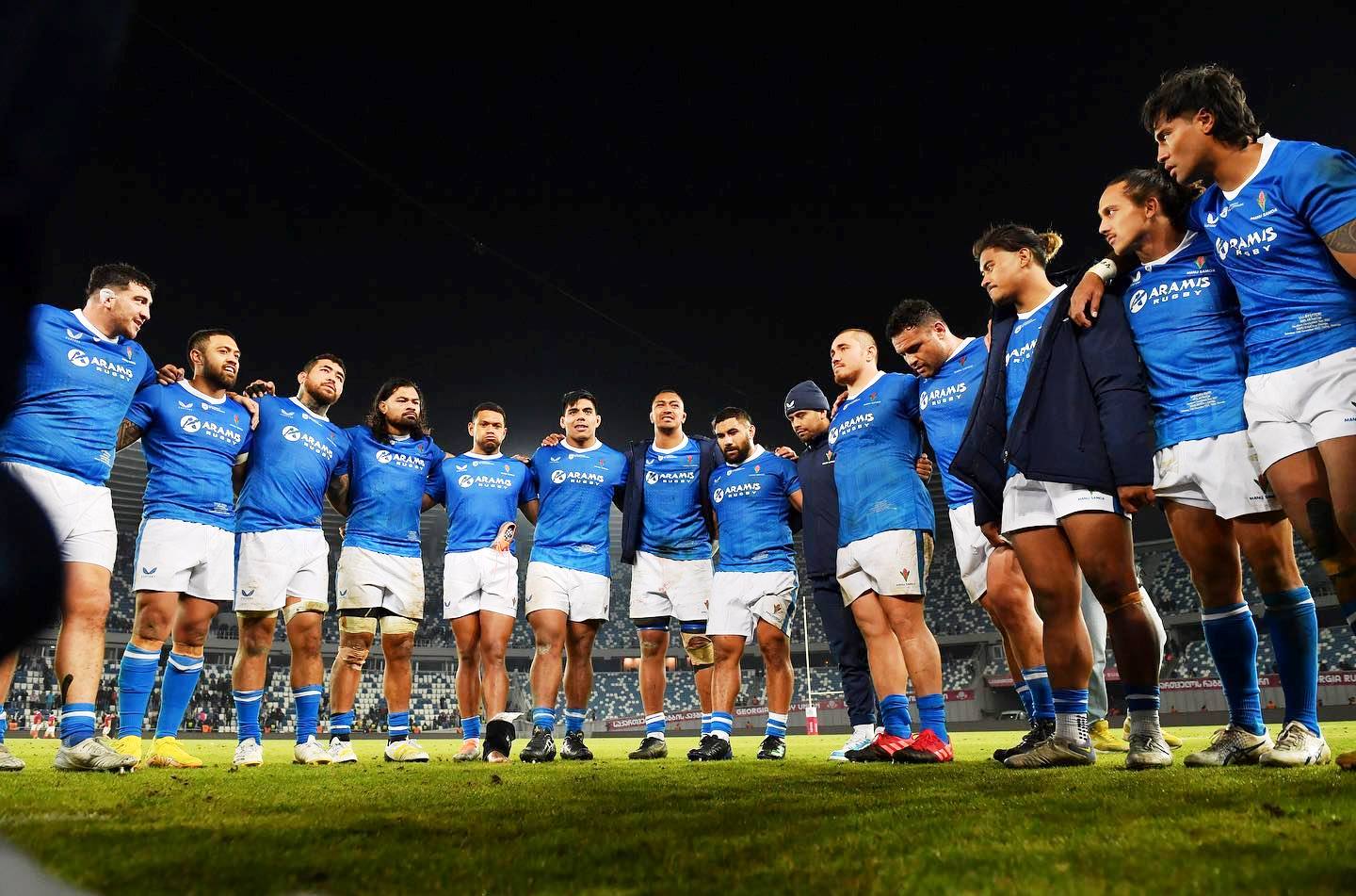 Manu Samoa huddle