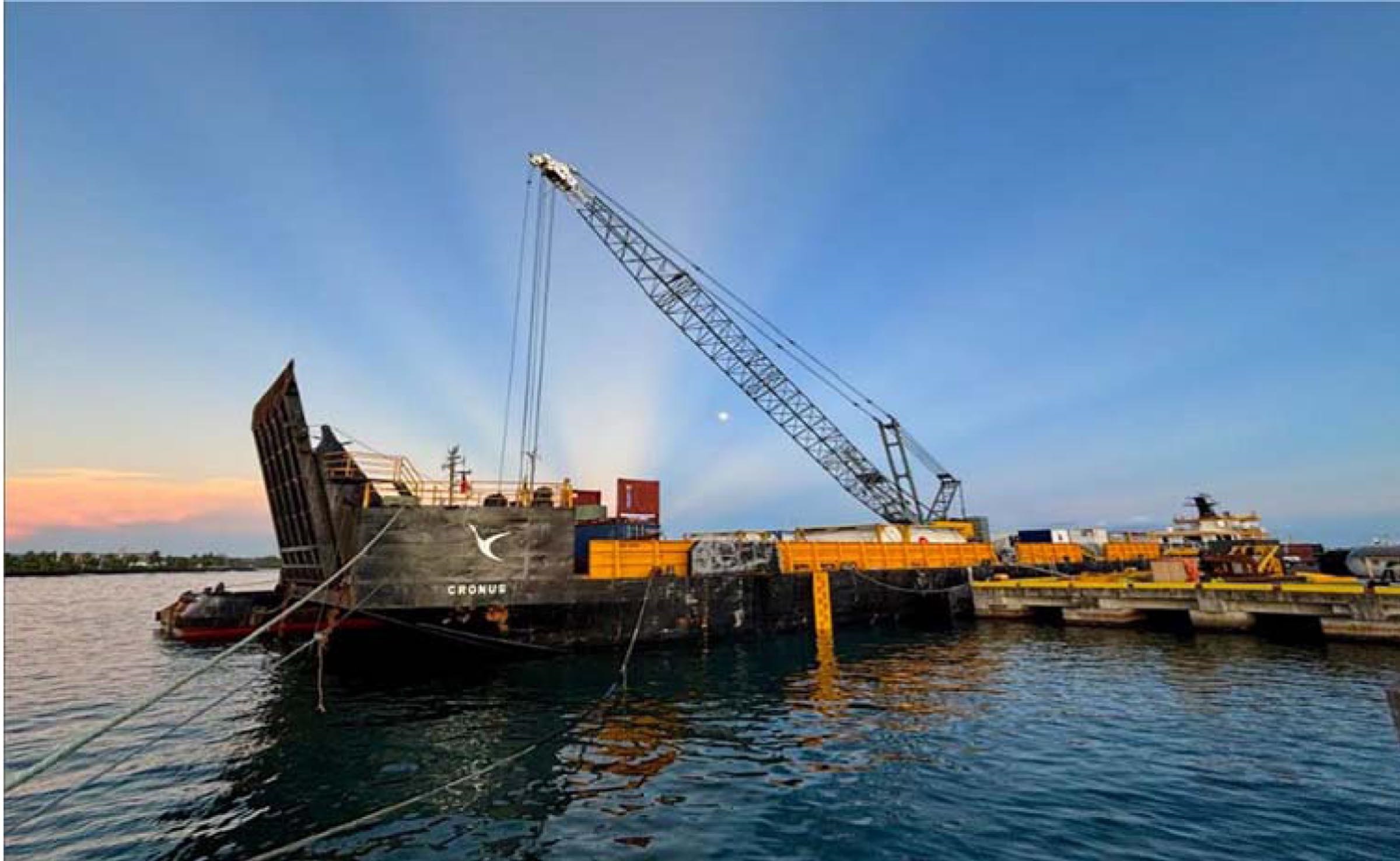 Manawanui Barge