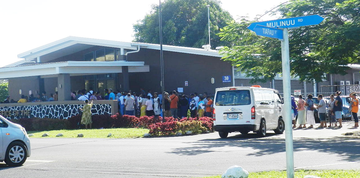 Voters lining up to register