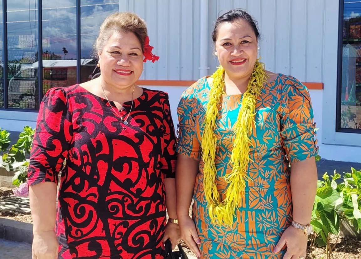 Frankie May & Mulipola