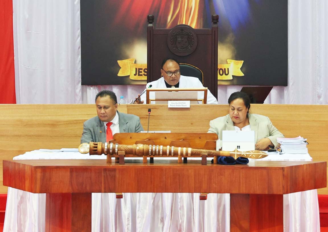 Speaker and Clerk in parliament