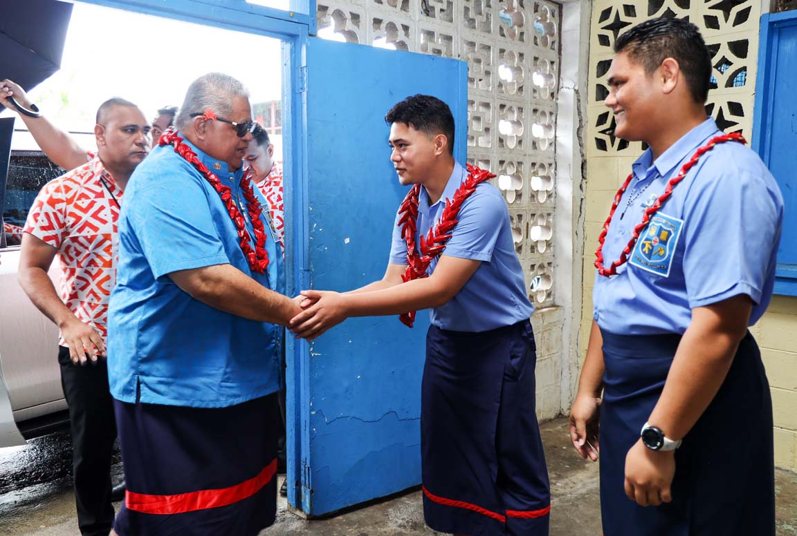 PM meets Headboy