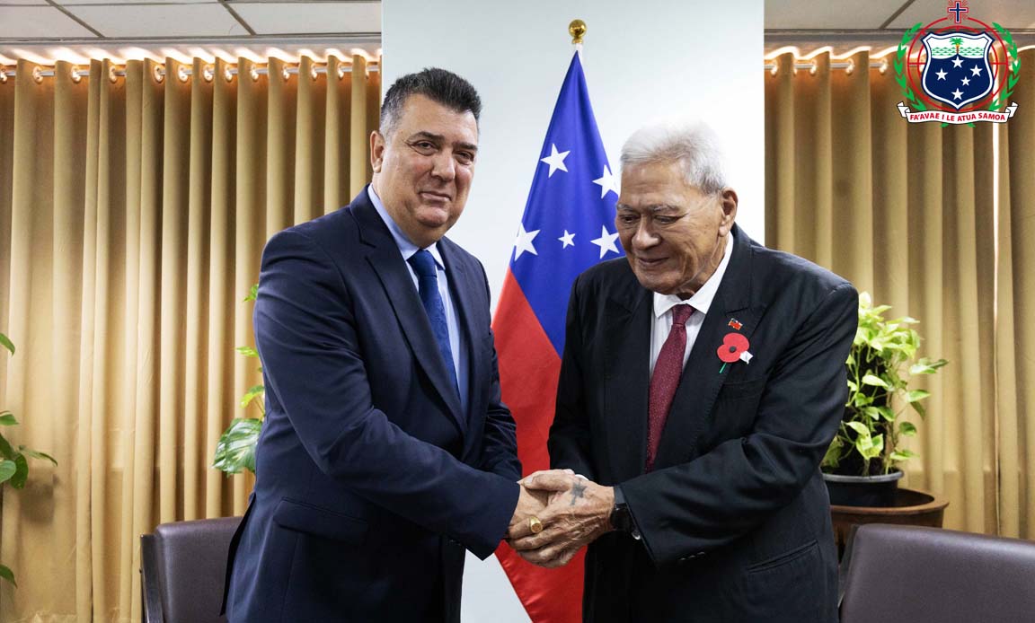 Turkey Ambassador handshake