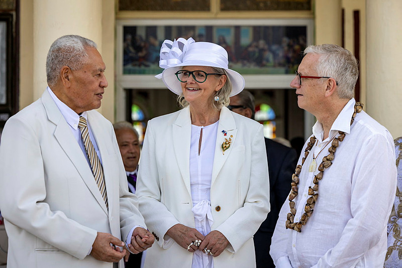 Aust Governor General with HOS