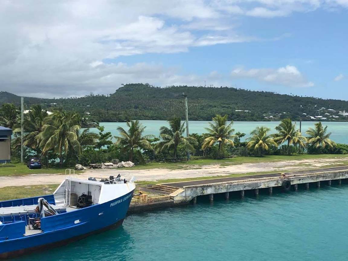Salelologa side wharf